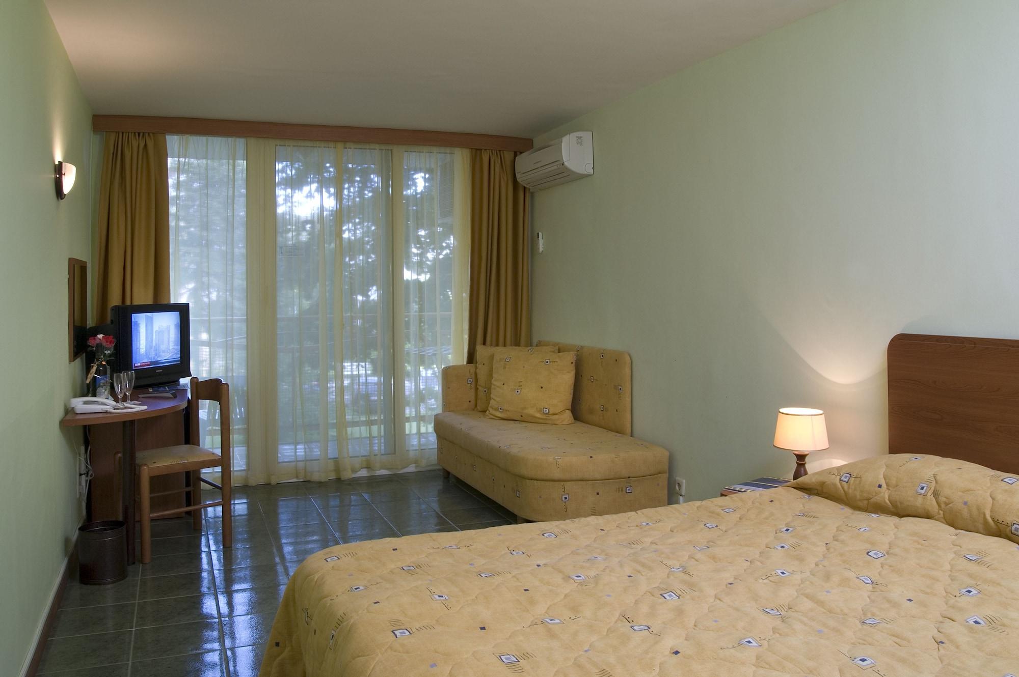 Hotel Malibu Албена Экстерьер фото