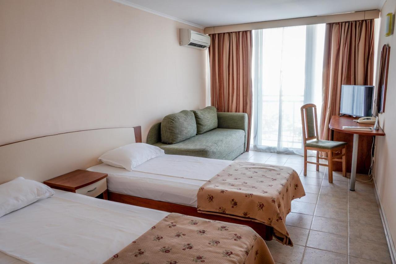 Hotel Malibu Албена Экстерьер фото