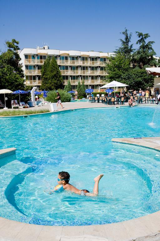 Hotel Malibu Албена Экстерьер фото